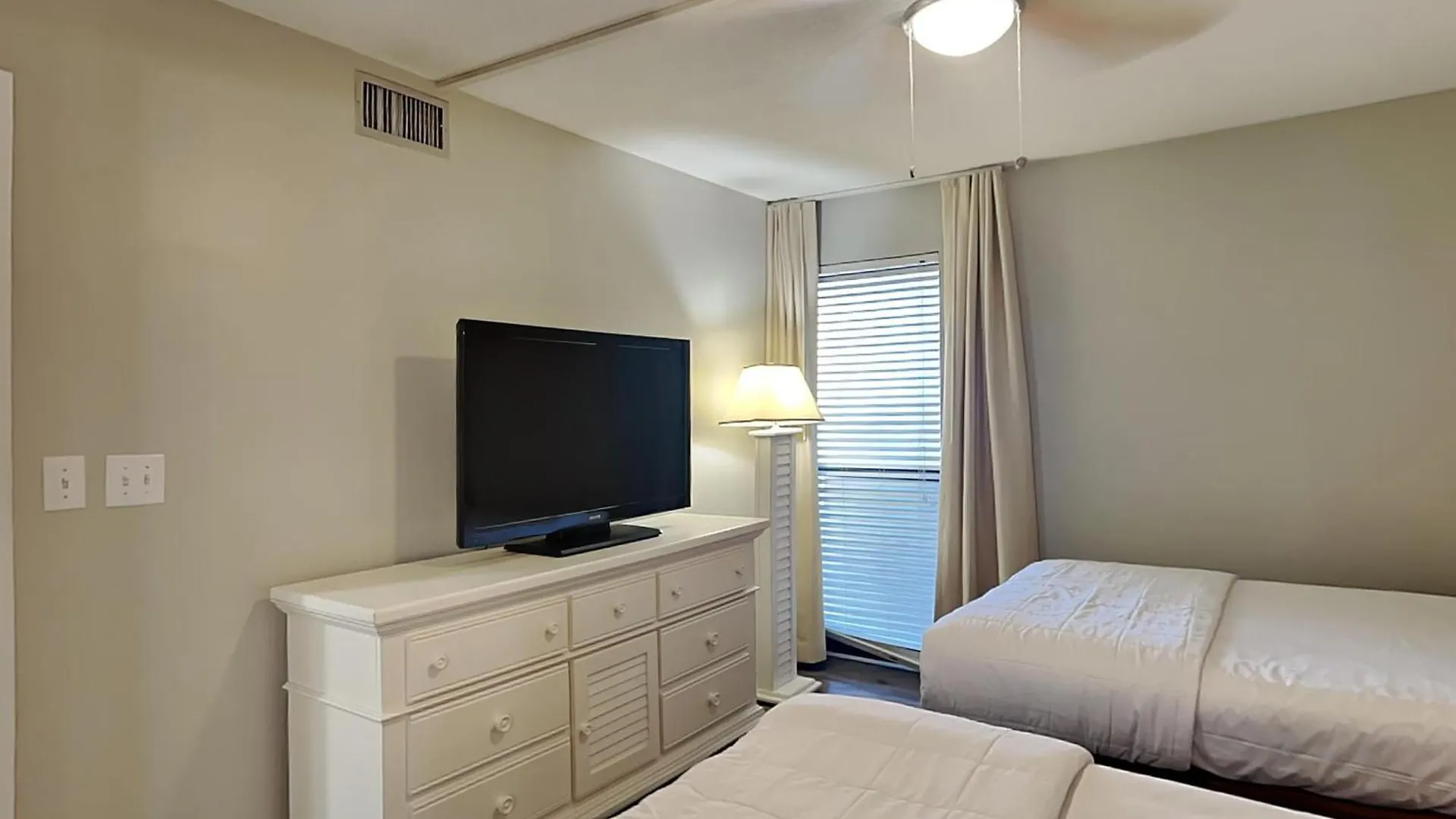 Edgewater Tower I 207 Apartment Panama City Beach
