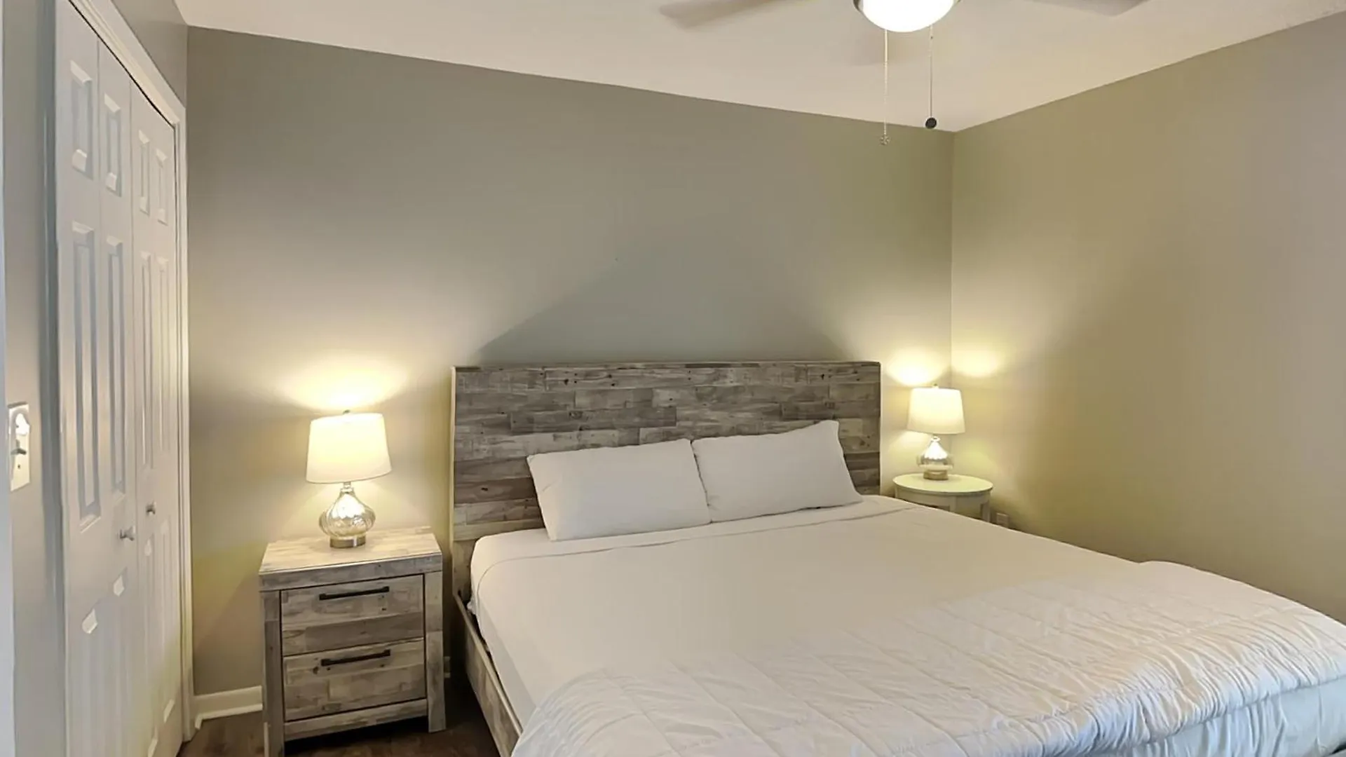 Edgewater Tower I 207 Apartment Panama City Beach United States